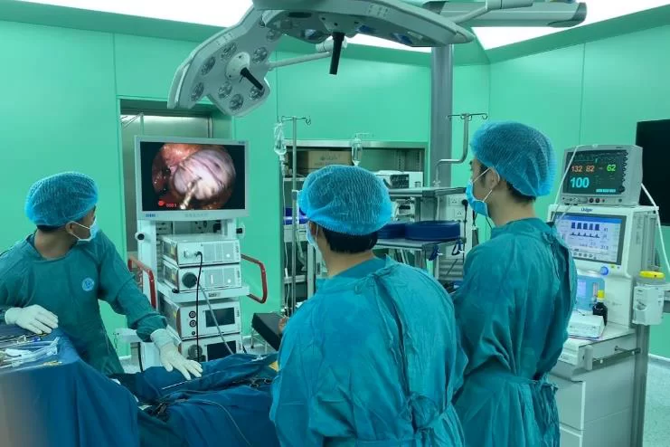 U BUỒNG TRỨNG CÓ NÊN CẮT BỎ KHI PHẪU THUẬT? MỔ NỘI SOI HAY MỔ MỞ? THẾ NÀO LÀ NANG CẠNH BUỒNG TRỨNG – VÒI TRỨNG? 3 3 1