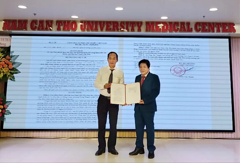 Sở Y tế Thành phố Cần Thơ: Bệnh viện Đại học Nam Cần Thơ thành lập khoa Tim mạch, Cấp cứu và Trung tâm Nha khoa 1 sg01 2