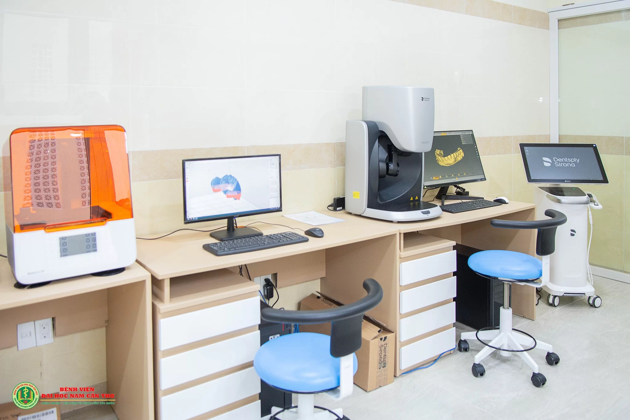 Máy scan mẫu hàm và labo răng giả