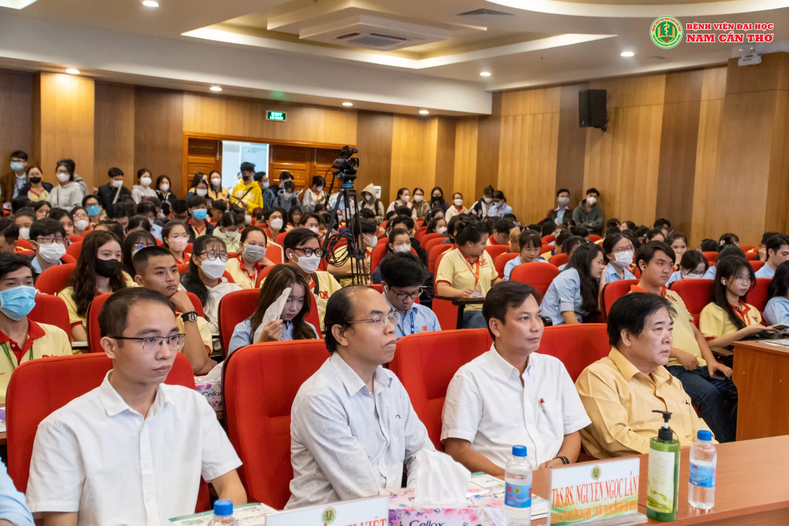 BỆNH VIỆN ĐẠI HỌC NAM CẦN THƠ VÀ TRƯỜNG ĐẠI HỌC NAM CẦN THƠ TỔ CHỨC TALKSHOW: "TẦM SOÁT VÀ PHÒNG NGỪA CÁC BỆNH CÓ THỂ PHÒNG NGỪA THÔNG QUA TIÊM CHỦNG".