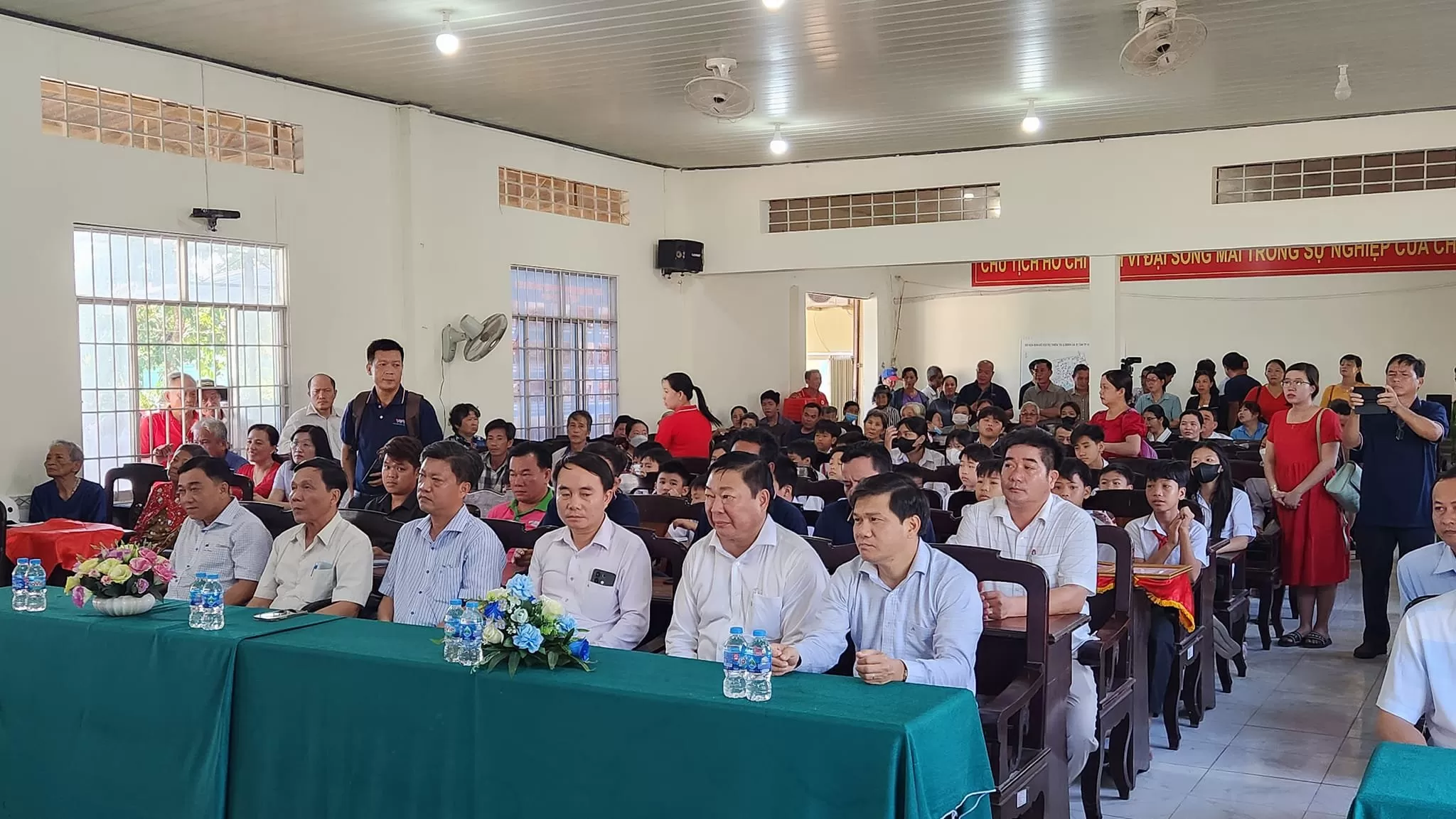 Chương trình khám bệnh từ thiện và phát thuốc miễn phí tại Xã Vị Tân, Tỉnh Hậu Giang