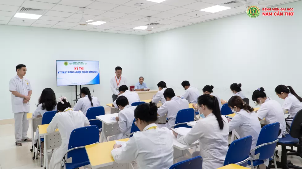 NÂNG CAO TAY NGHỀ NÂNG CHẤT DỊCH VỤ CHĂM SÓC SỨC KHỎE