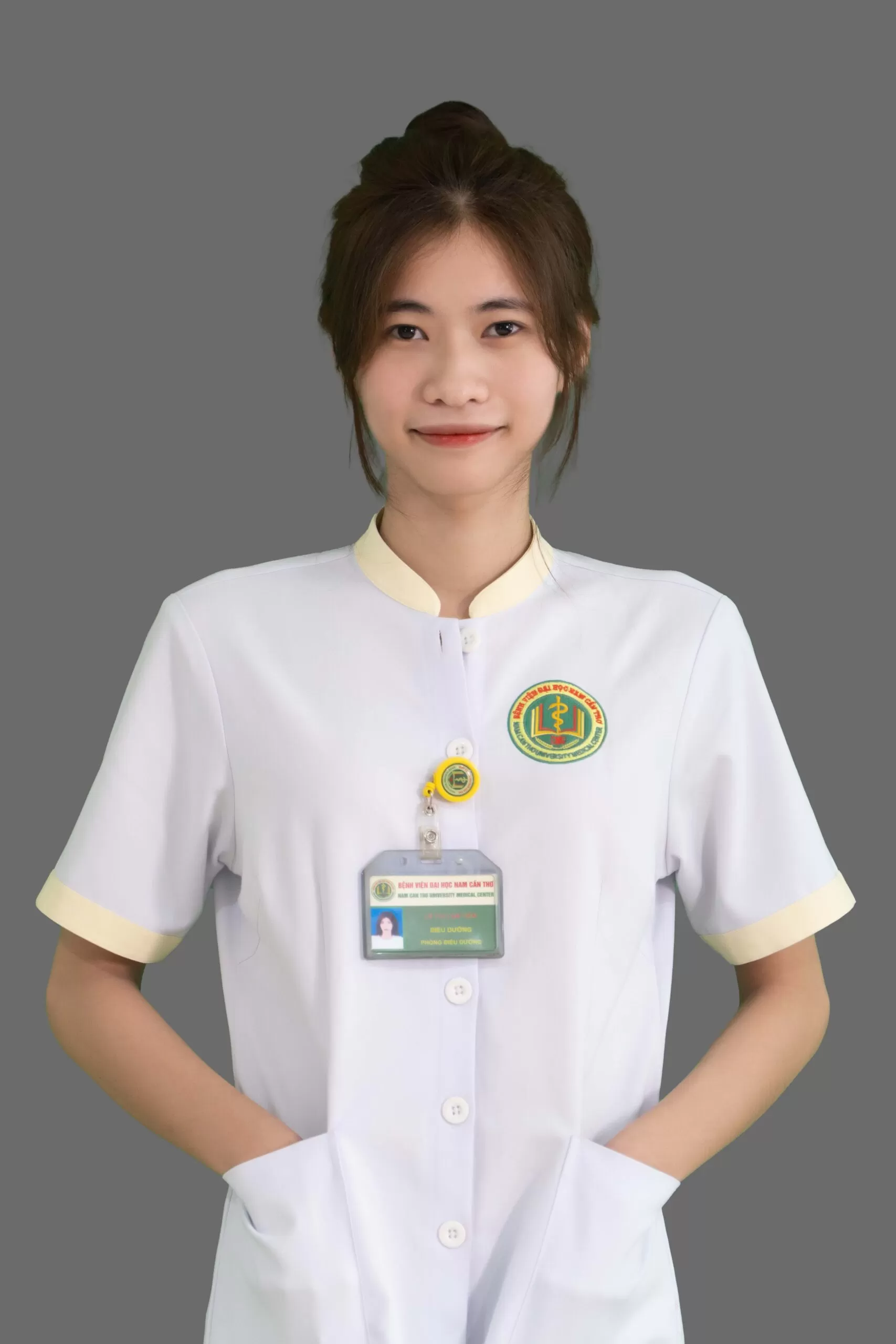 Nhân sự Khoa khám bệnh 22 DD. LE THI CAM TIEN scaled