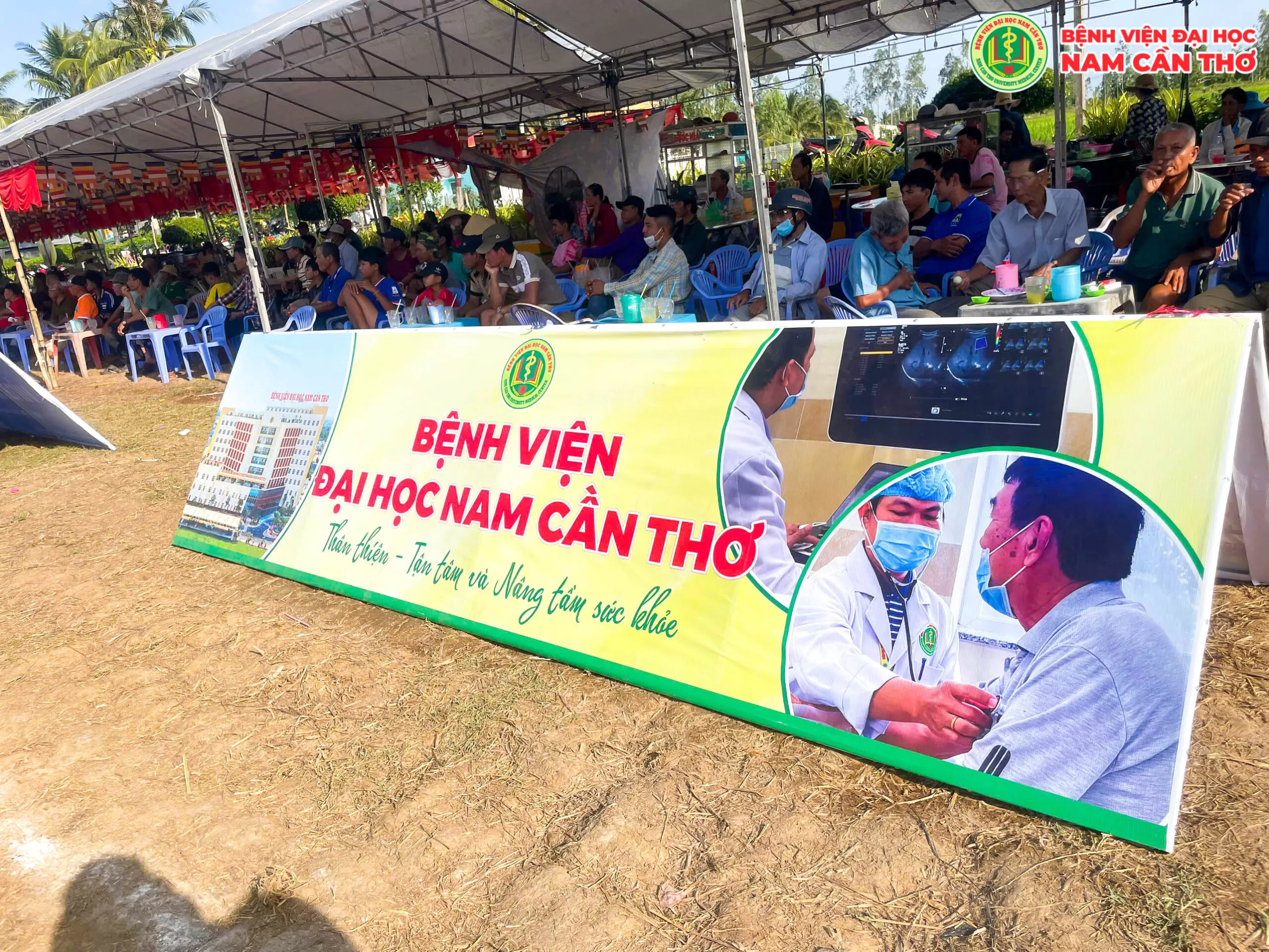 BỆNH VIỆN ĐẠI HỌC NAM CẦN THƠ HÂN HẠNH ĐỒNG HÀNH CÙNG GIẢI BÓNG ĐÁ NÔNG DÂN KHMER 2025