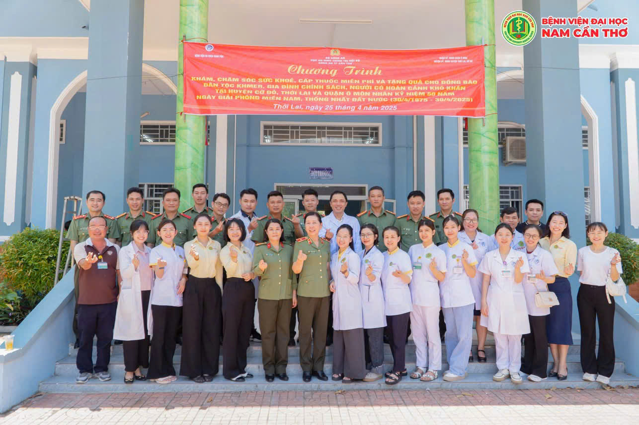 CỤC AN NINH CHÍNH TRỊ NỘI BỘ - BỘ CÔNG AN PHỐI HỢP CÔNG AN TP CẦN THƠ, BỆNH VIỆN ĐẠI HỌC NAM CẦN THƠ & BỆNH VIỆN ĐA KHOA XANH PÔN KHÁM BỆNH, CẤP PHÁT THUỐC MIỄN PHÍ CHO BÀ CON NGHÈO HUYỆN THỚI LAI