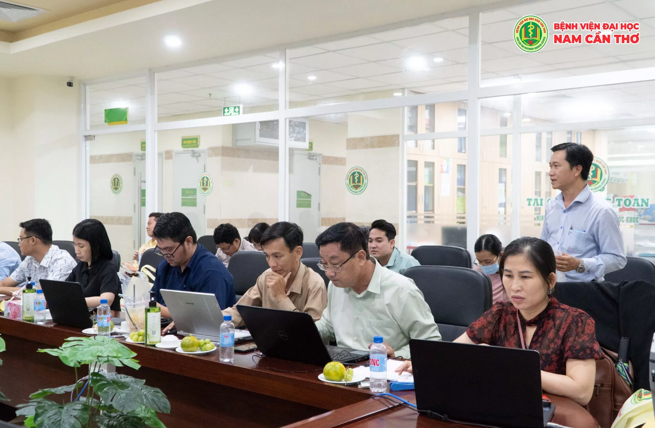 BỆNH VIỆN ĐẠI HỌC NAM CẦN THƠ ĐÓN TIẾP ĐOÀN KIỂM TRA ĐÁNH GIÁ CHẤT LƯỢNG, SỞ Y TẾ THÀNH PHỐ CẦN THƠ